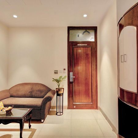 Empire Suites, Új-Delhi Kültér fotó