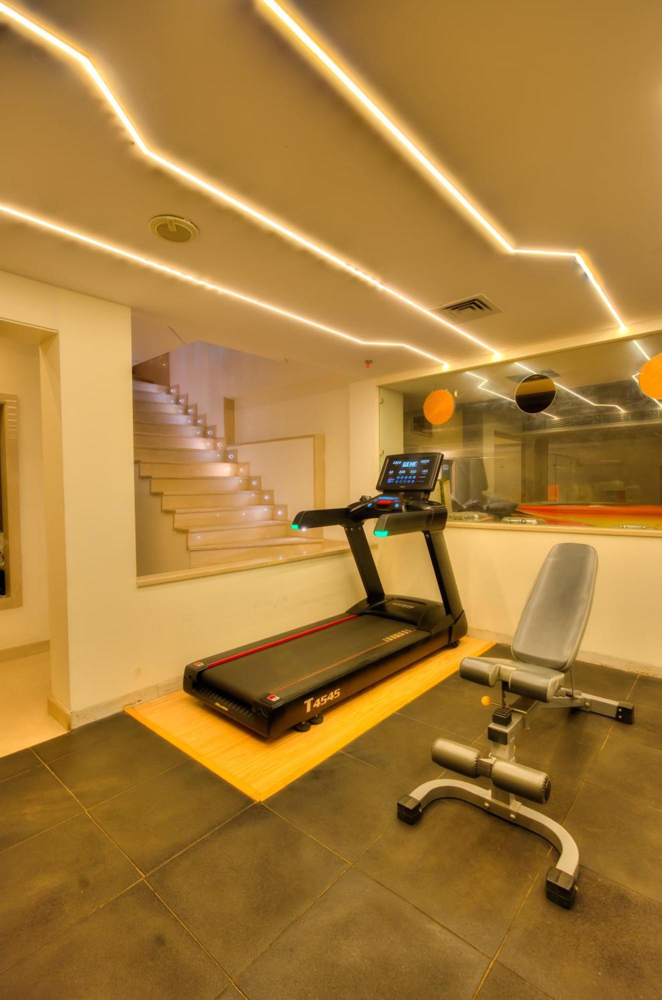 Empire Suites, Új-Delhi Kültér fotó