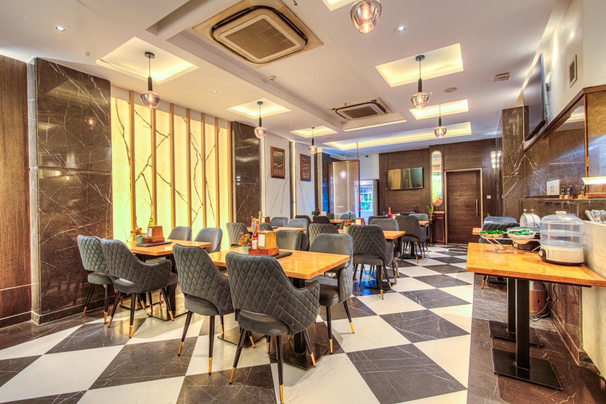Empire Suites, Új-Delhi Kültér fotó