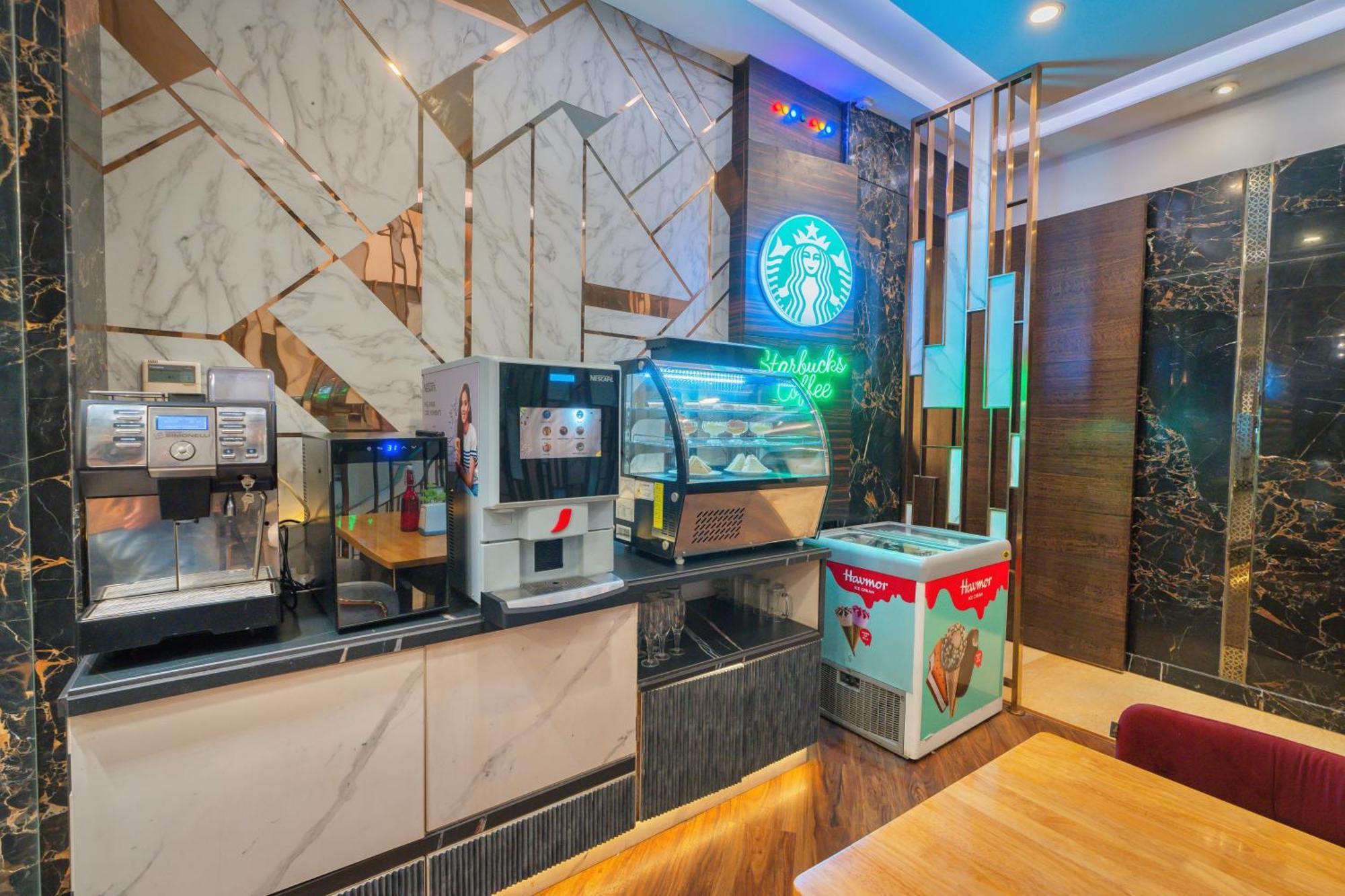 Empire Suites, Új-Delhi Kültér fotó