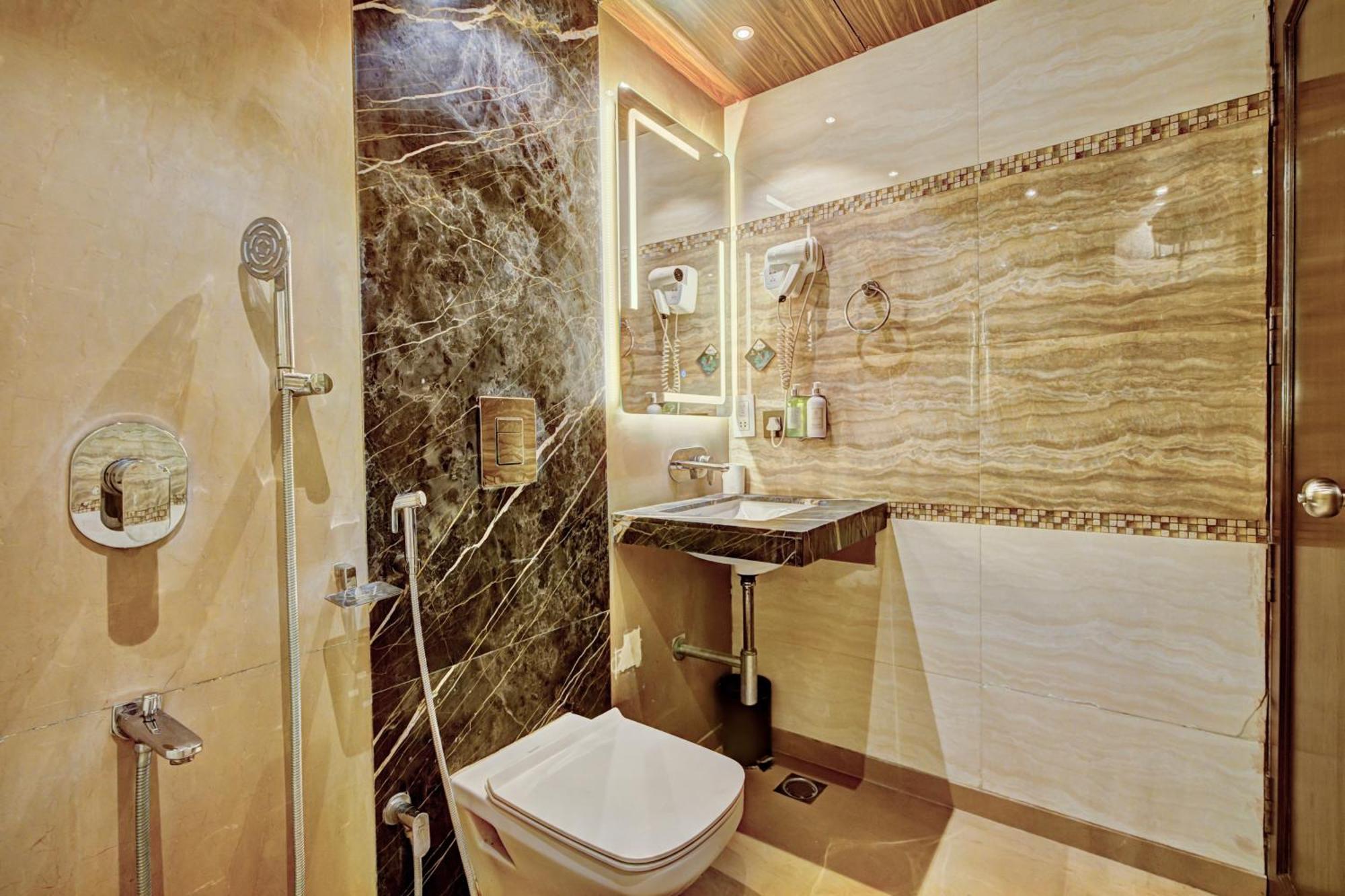 Empire Suites, Új-Delhi Kültér fotó