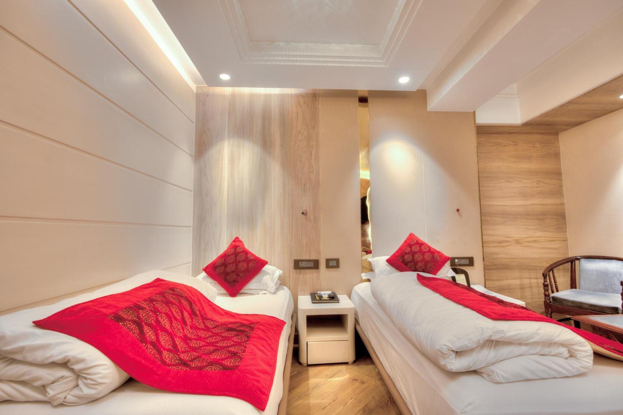 Empire Suites, Új-Delhi Kültér fotó